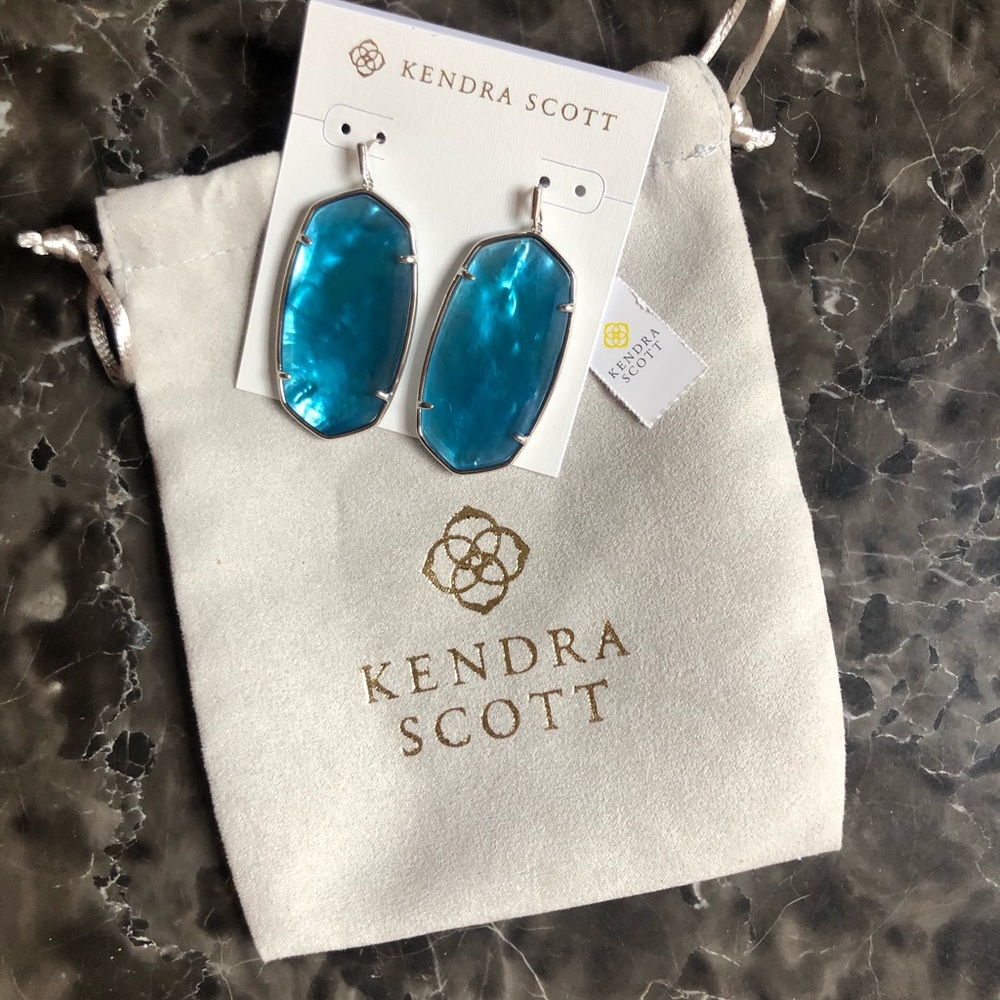 Faceted Elle Earrings in Peacock Blue Illusion
